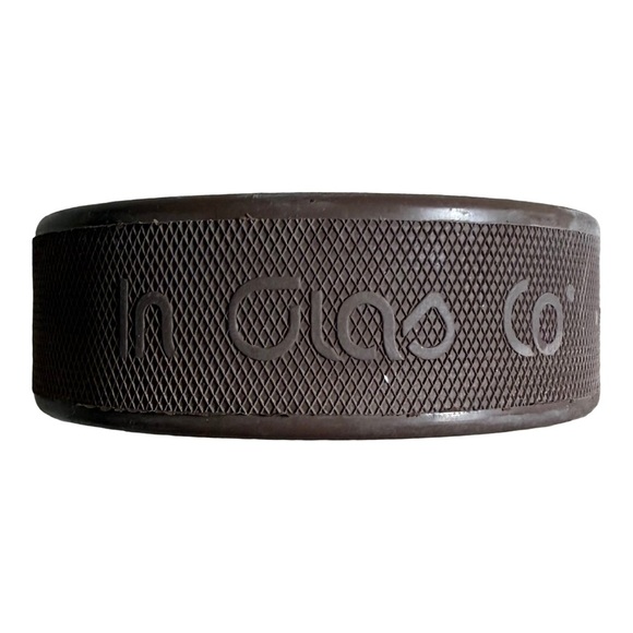 NWOT NHL/NASHVILLE PREDATORS BROWN LIMITED EDITION 2016 THANKSGIVING THEMED PUCK - Picture 2 of 3